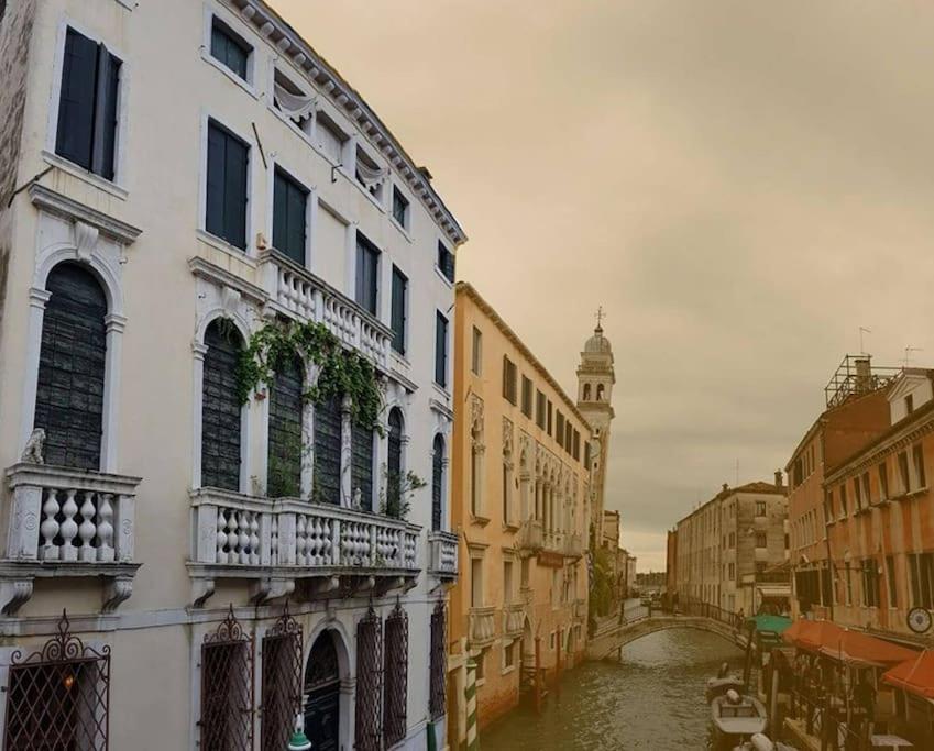 Open Space A Venezia Fra Architettura E Pittura, Fra Moderno E Antico 외부 사진